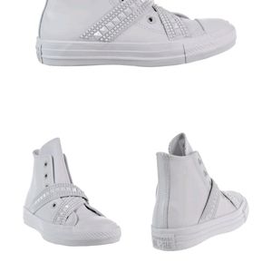 CTAS (CHUCK TAYLOR ALL STAR) PUNK STRAP HI WOMEN'S SZ 6 PURE PLATINUM 562431C